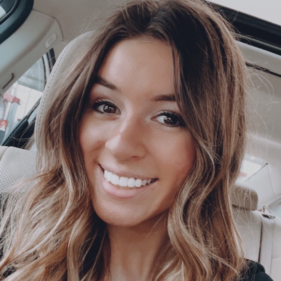 Meet your Posher, Reese - Picture 2 of 3